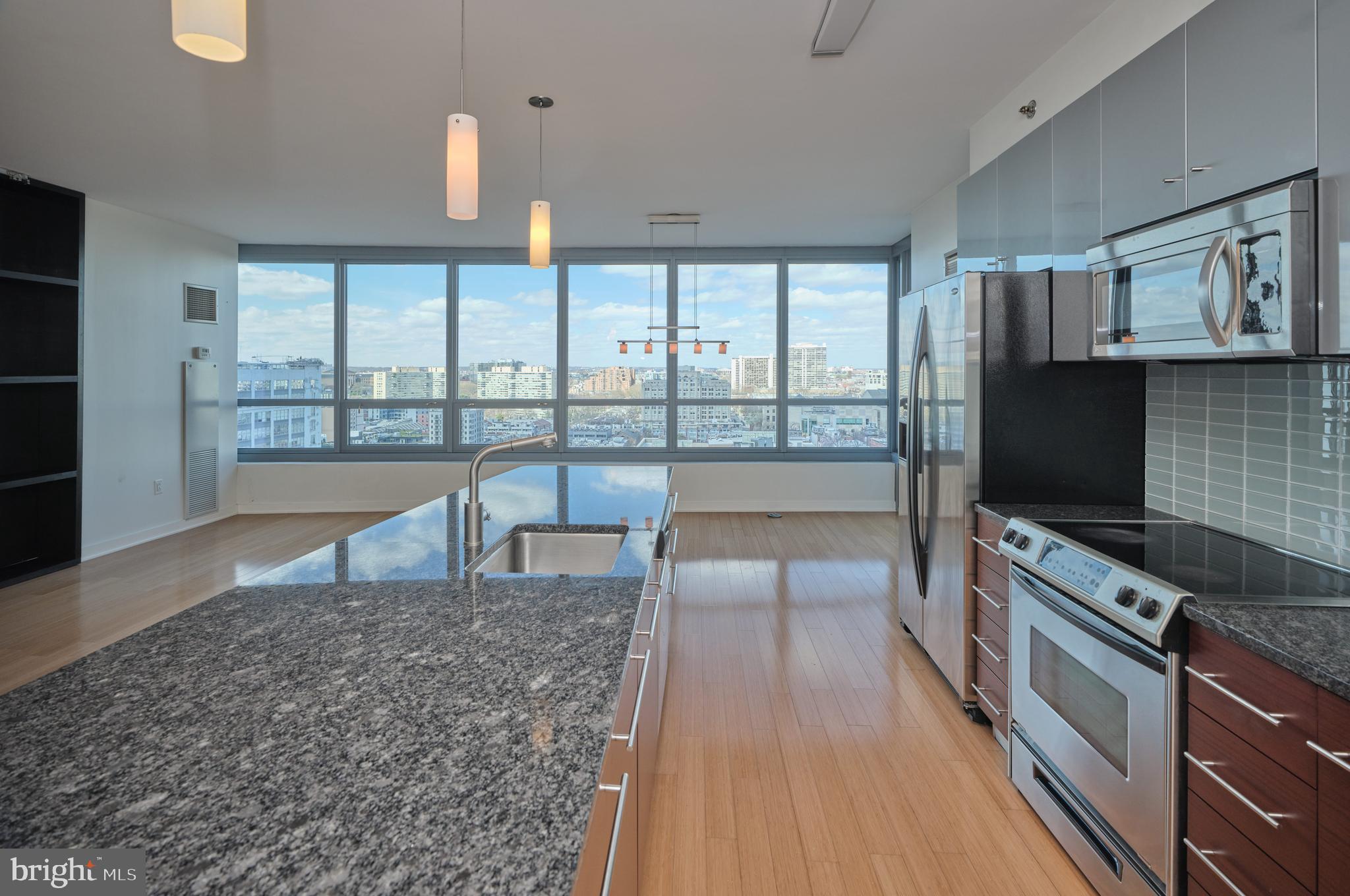2101 MARKET STREET 1601
