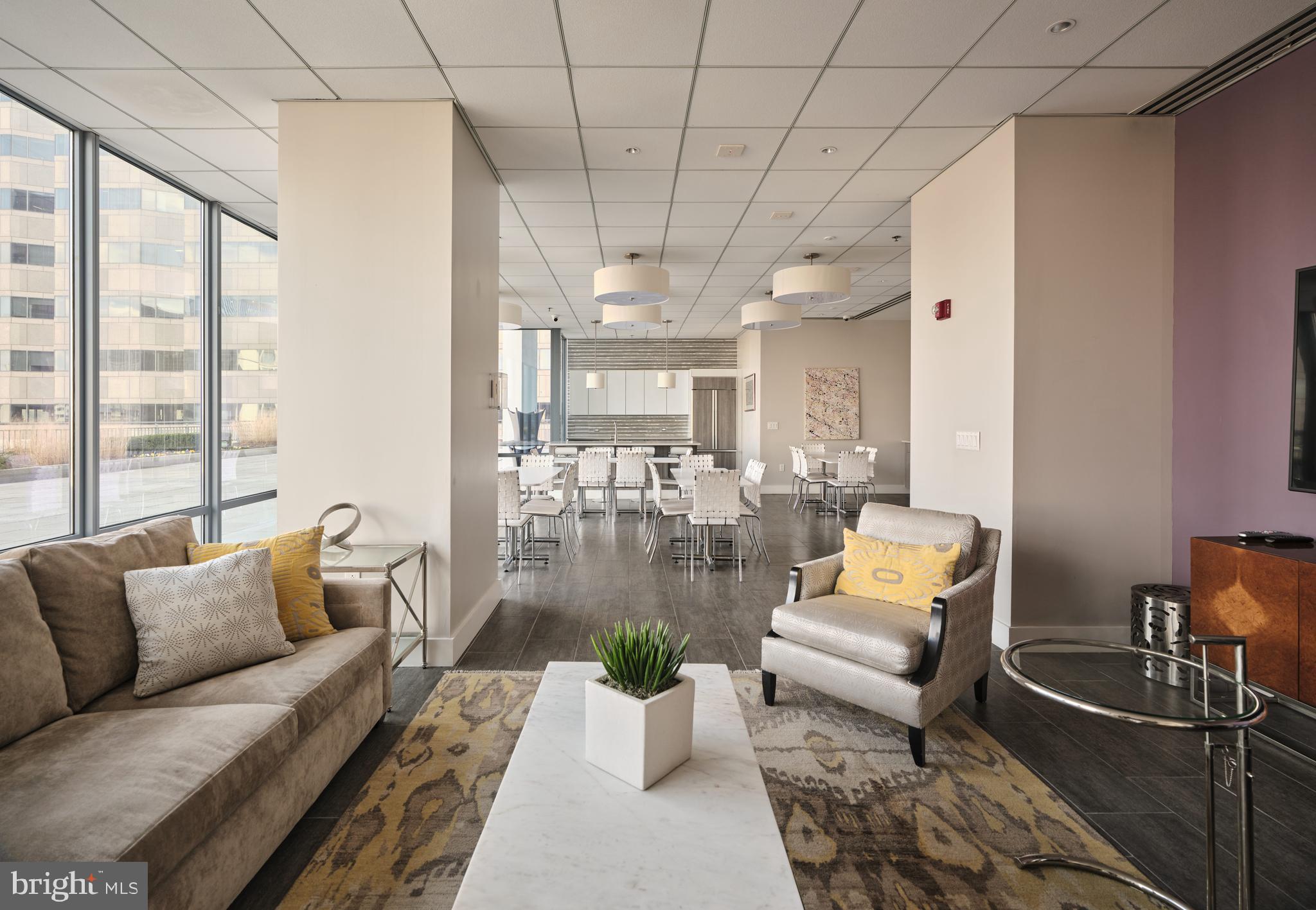 2101 MARKET STREET 1601
