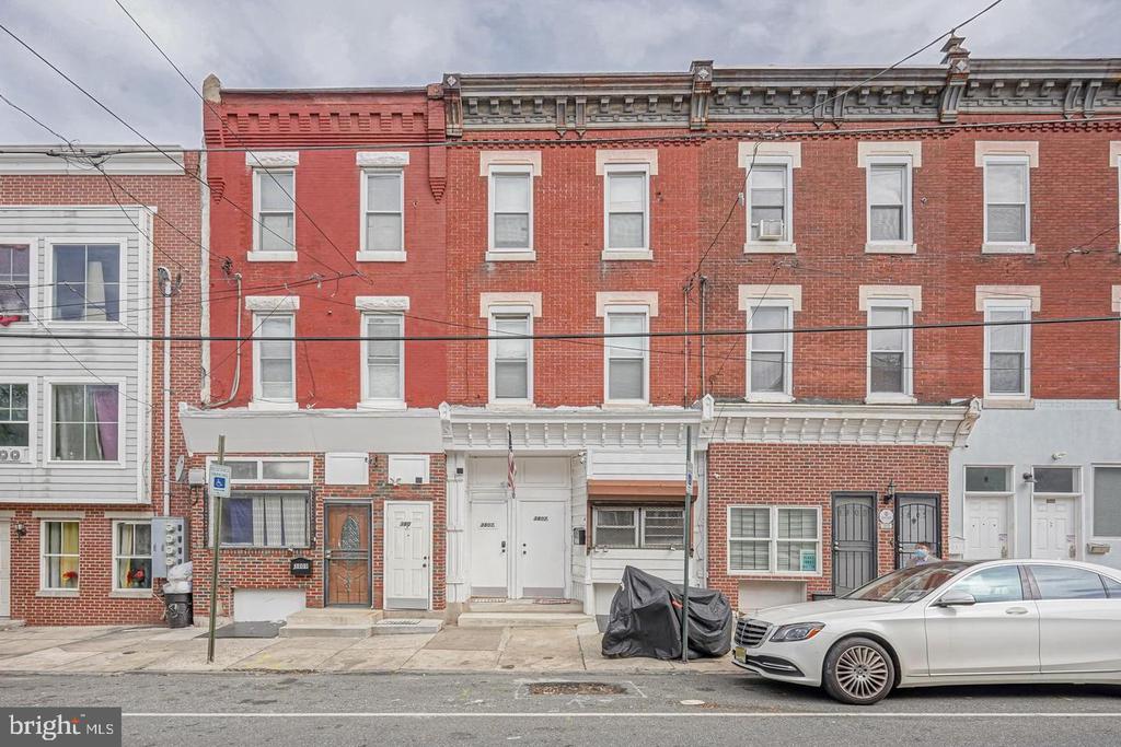 3809 HAVERFORD AVENUE