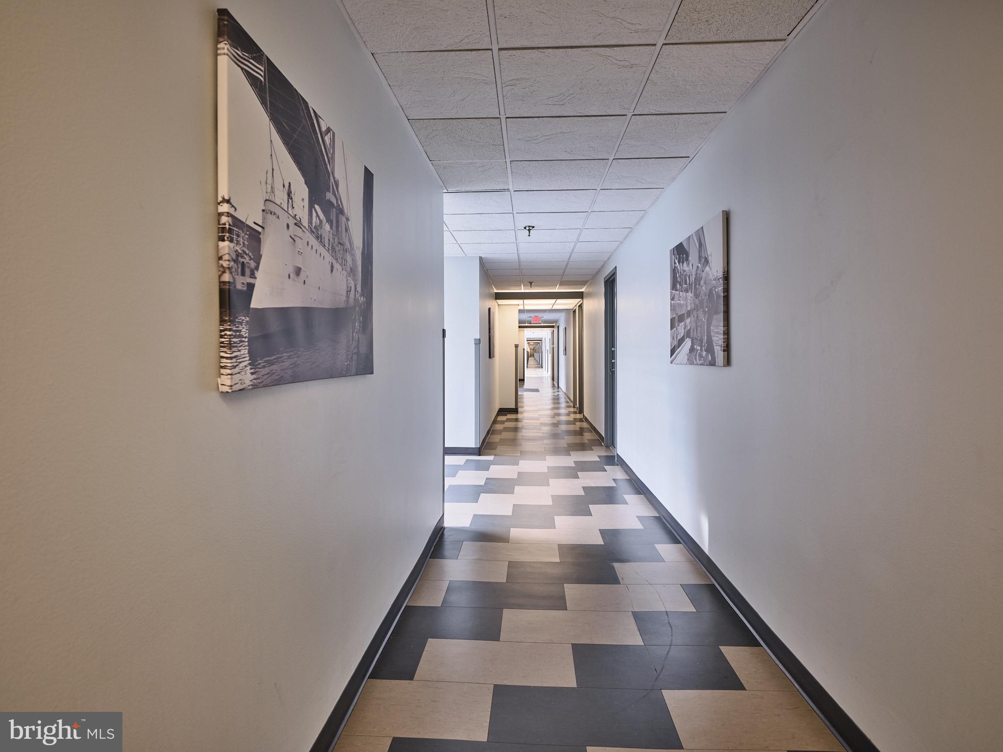 3 N COLUMBUS BOULEVARD MD329