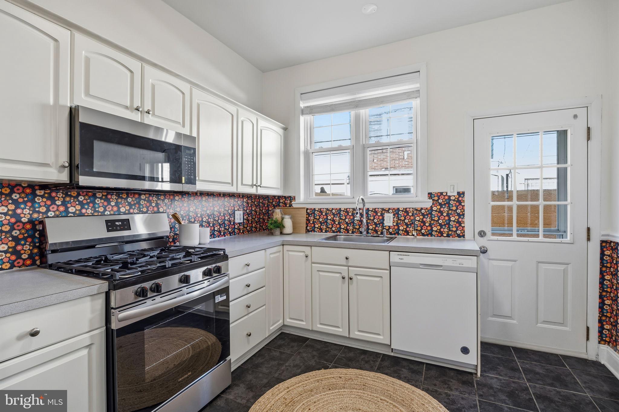 2428 S 16TH STREET