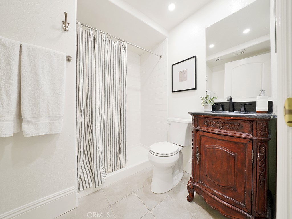 18072 Rosanne Circle