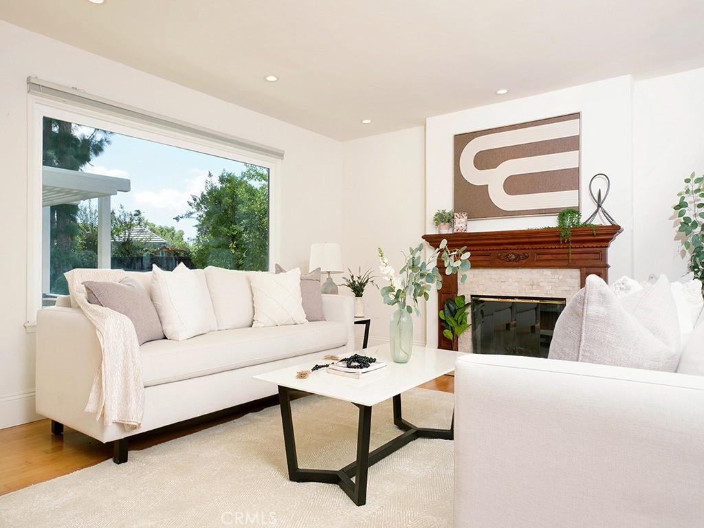 18072 Rosanne Circle