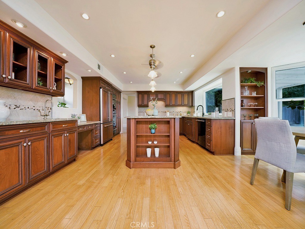 18072 Rosanne Circle