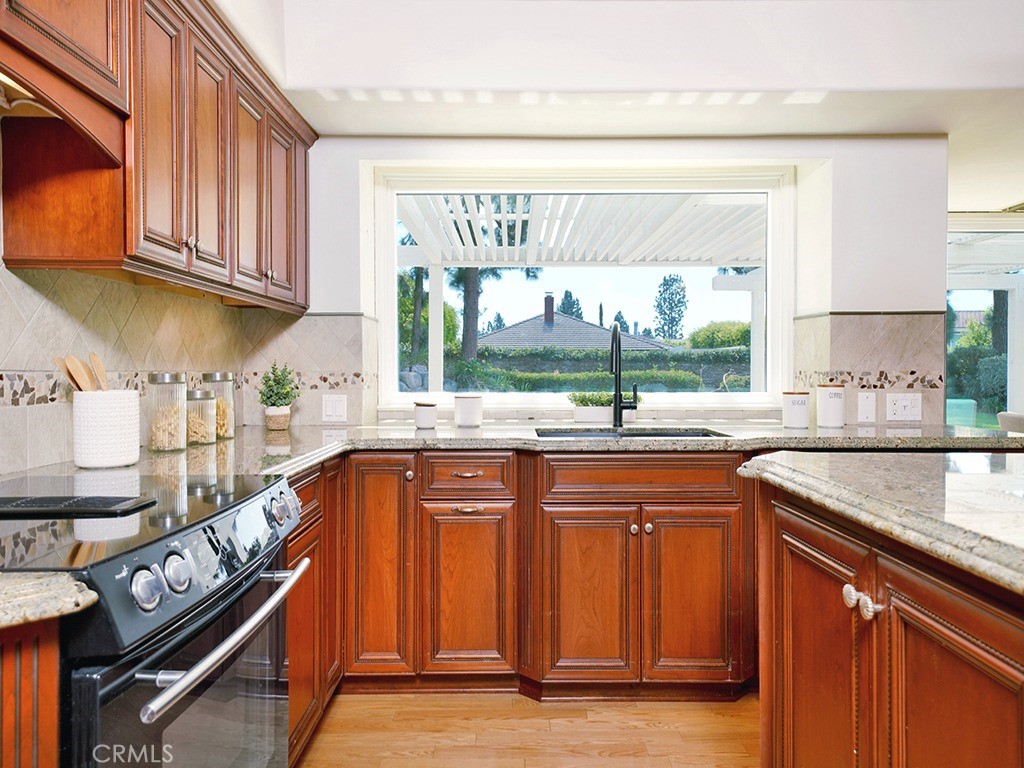 18072 Rosanne Circle