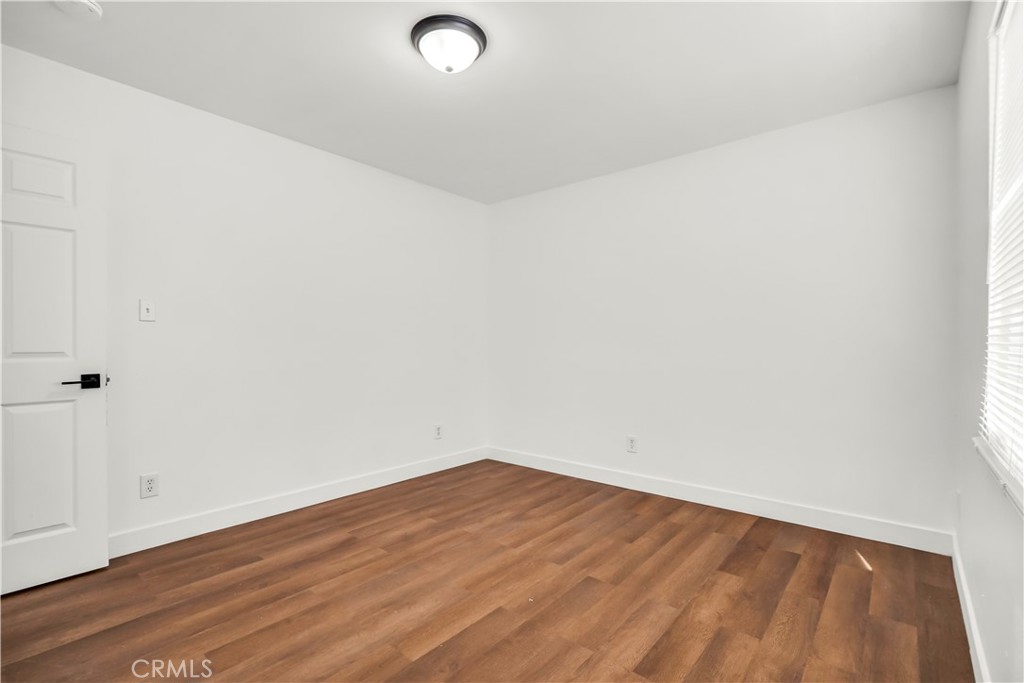 125 W Tichenor Street