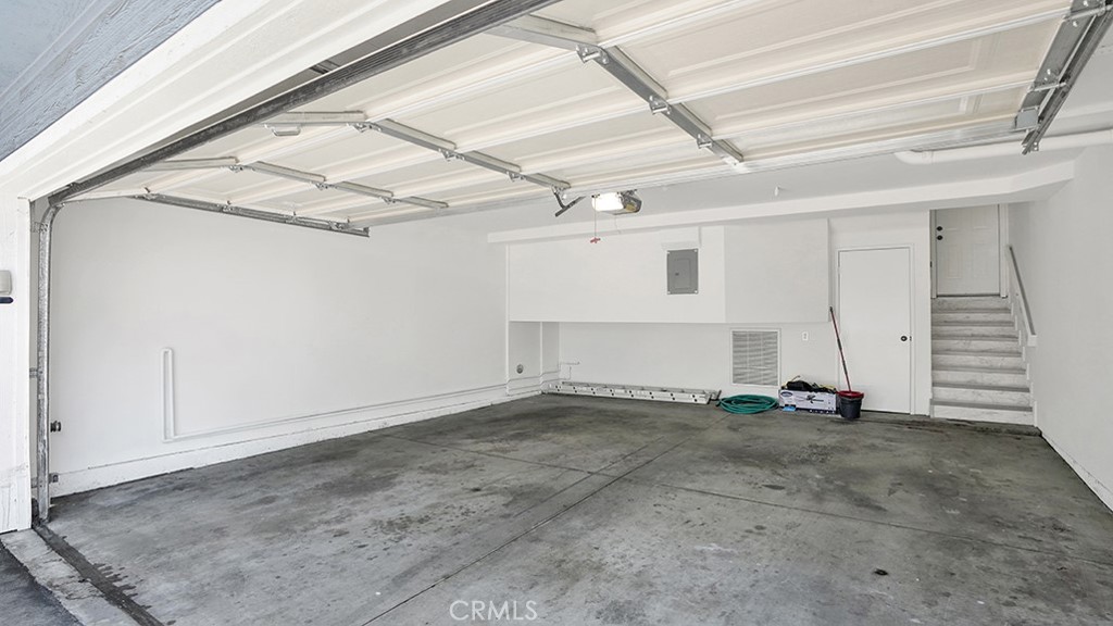 13154 Sycamore Village Drive