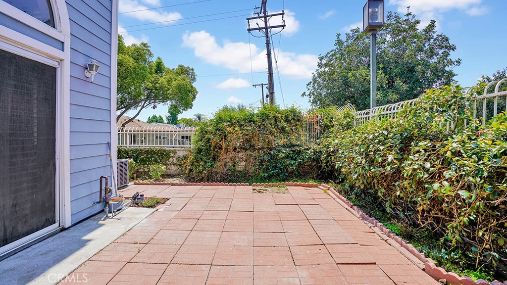 13154 Sycamore Village Drive