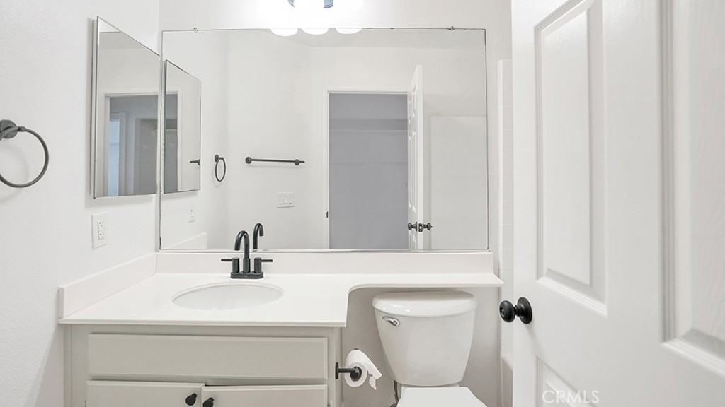 13154 Sycamore Village Drive