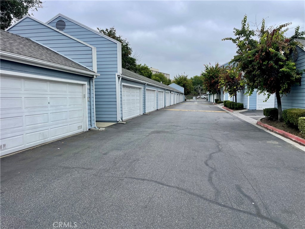 13154 Sycamore Village Drive