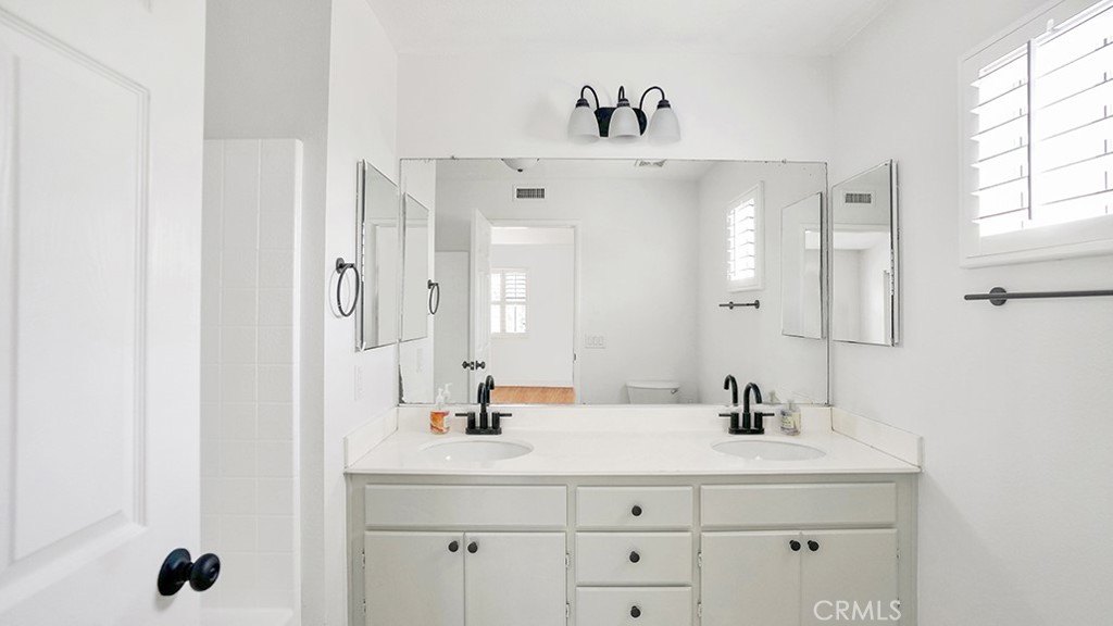 13154 Sycamore Village Drive