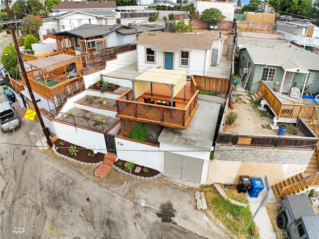 734 Summerland Place