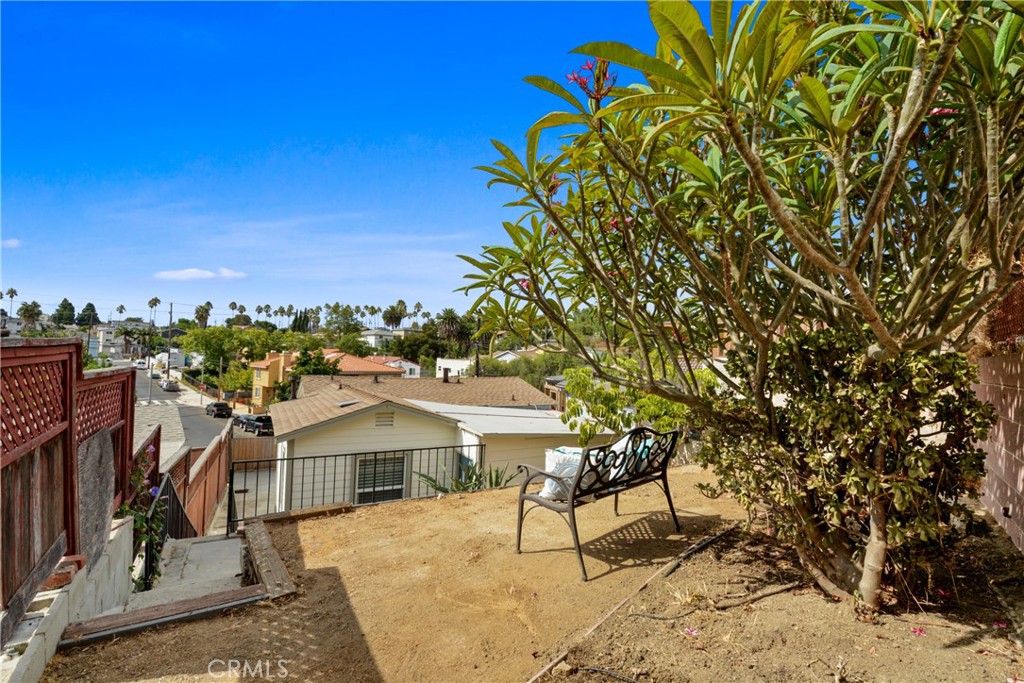 734 Summerland Place