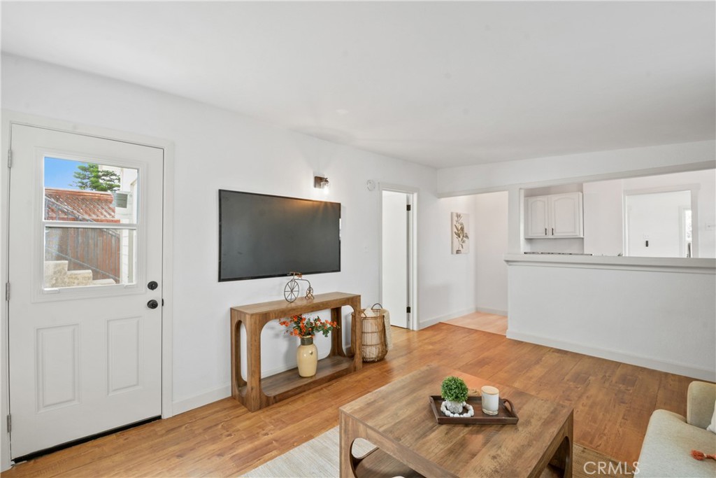 734 Summerland Place