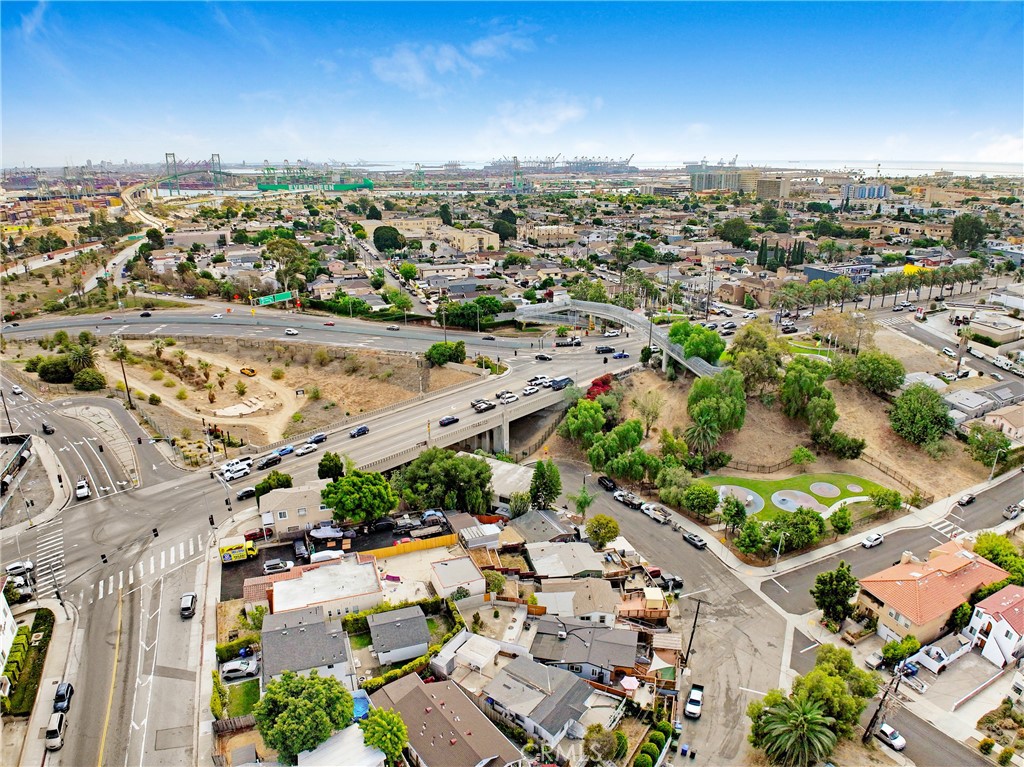 734 Summerland Place