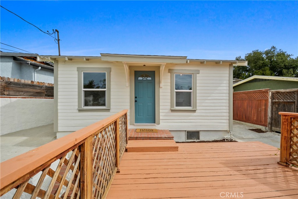 734 Summerland Place