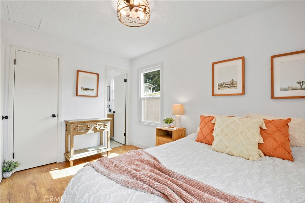 734 Summerland Place