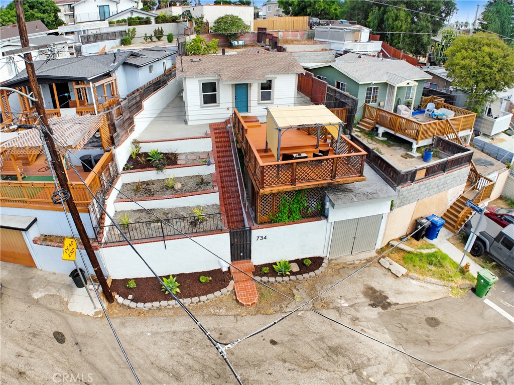 734 Summerland Place