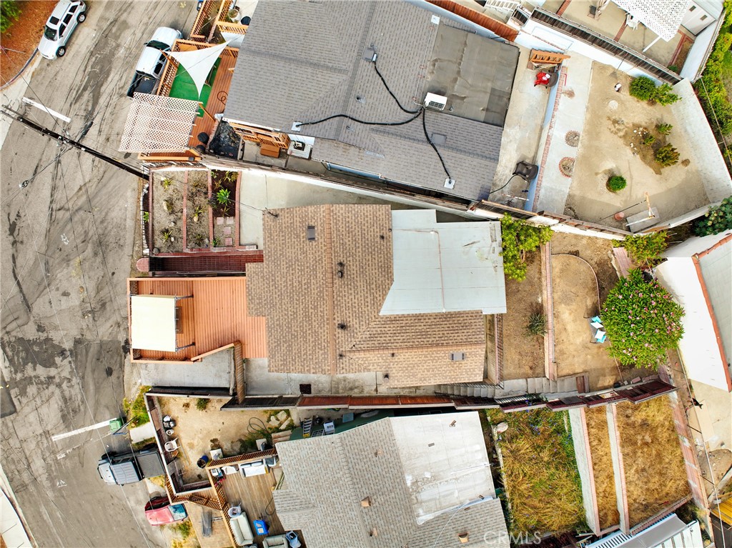 734 Summerland Place