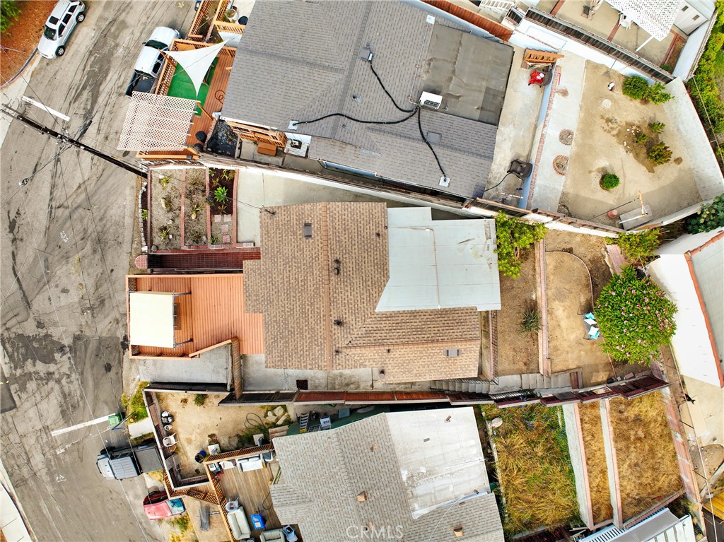 734 Summerland Place