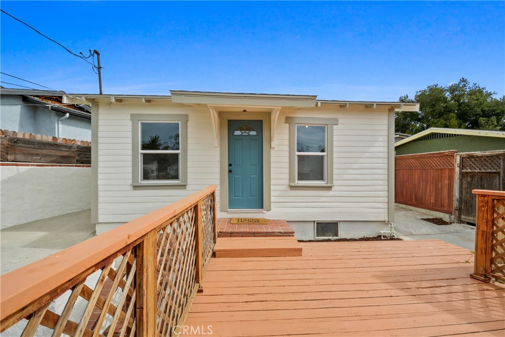 734 Summerland Place