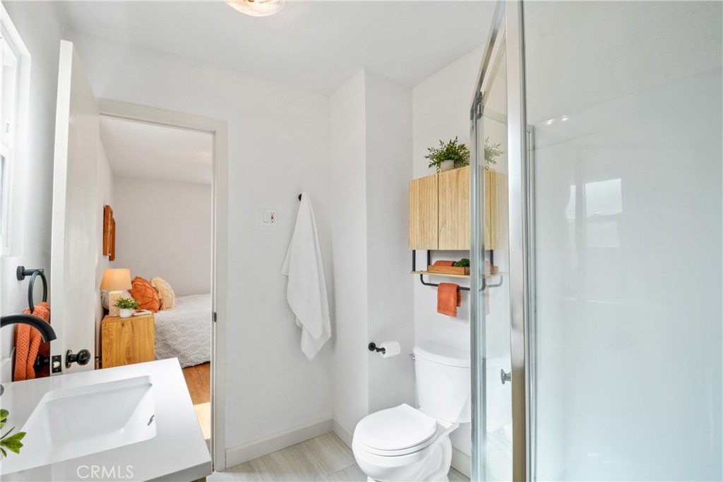 734 Summerland Place