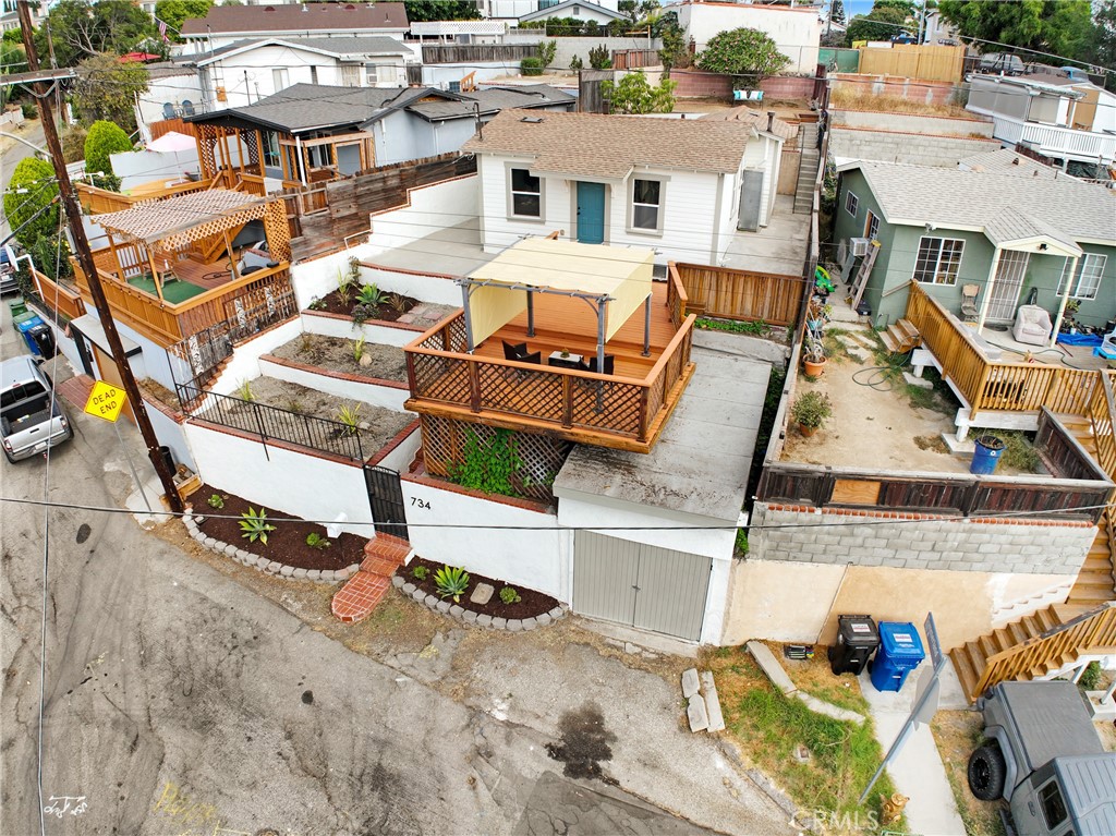 734 Summerland Place