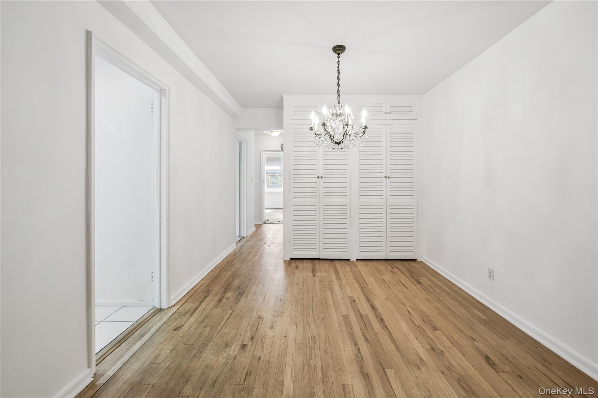 247 Parkview Avenue Unit: 3P