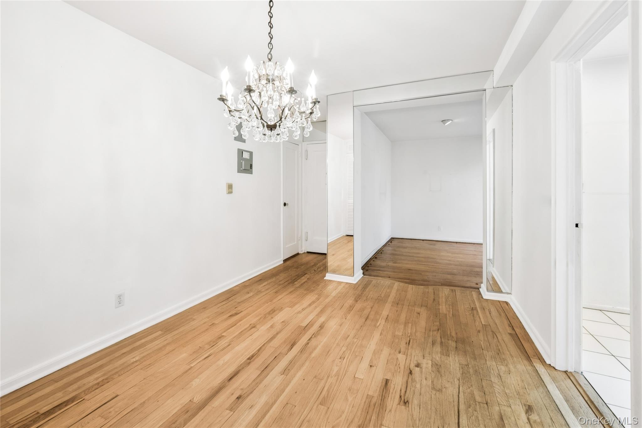 247 Parkview Avenue Unit: 3P