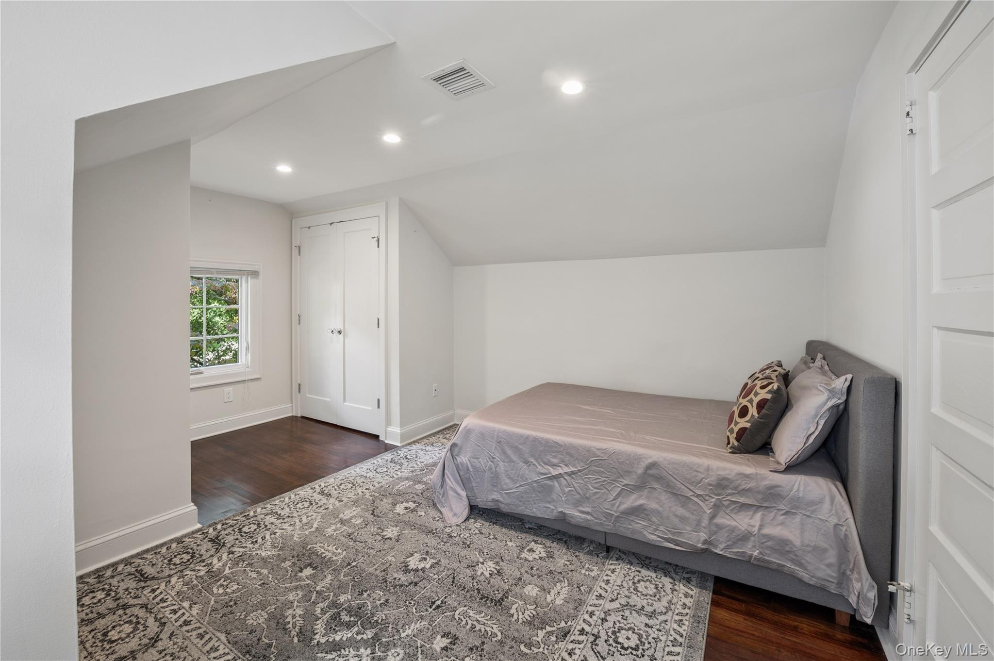 211 Douglas Place
