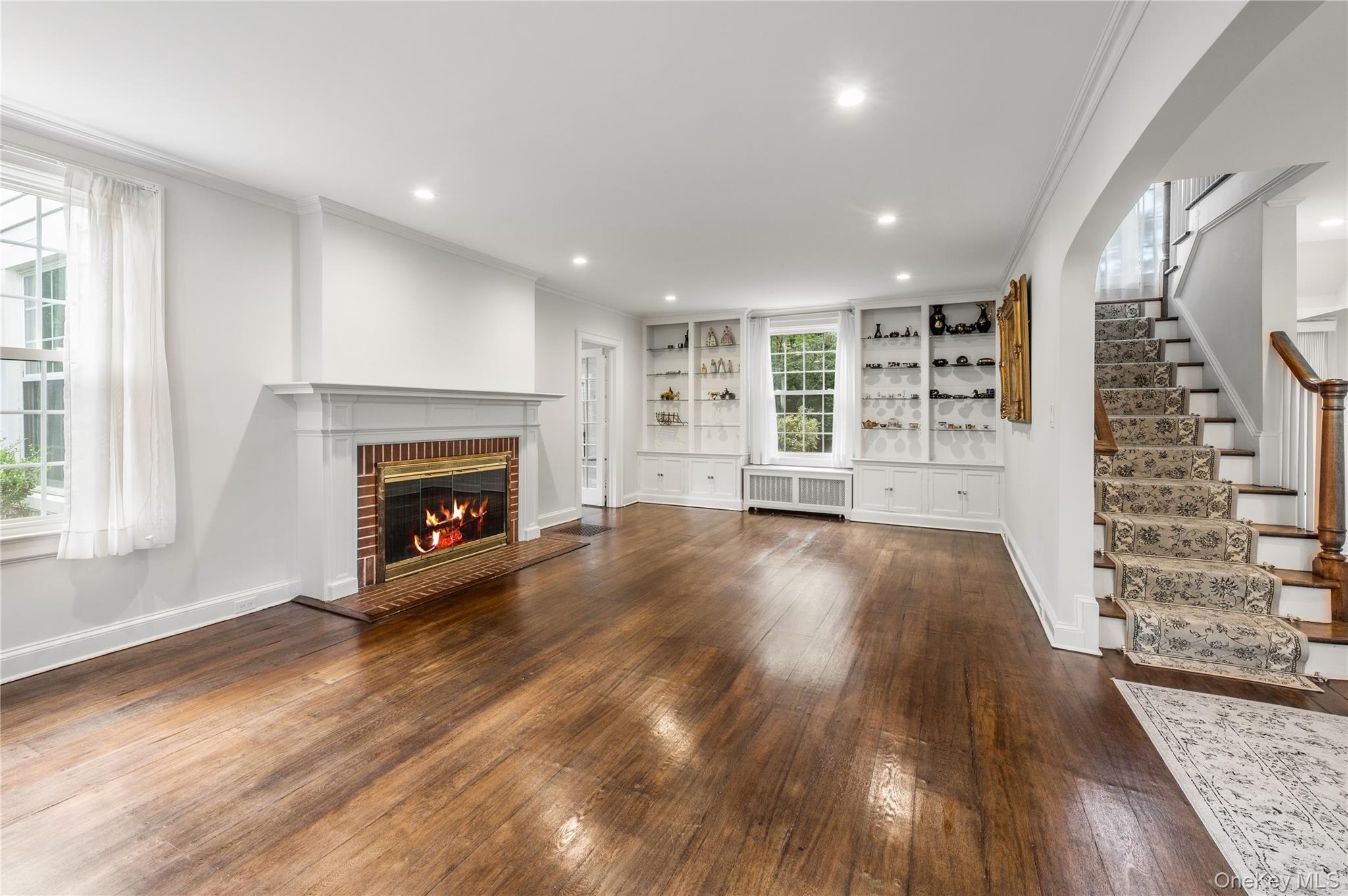 211 Douglas Place