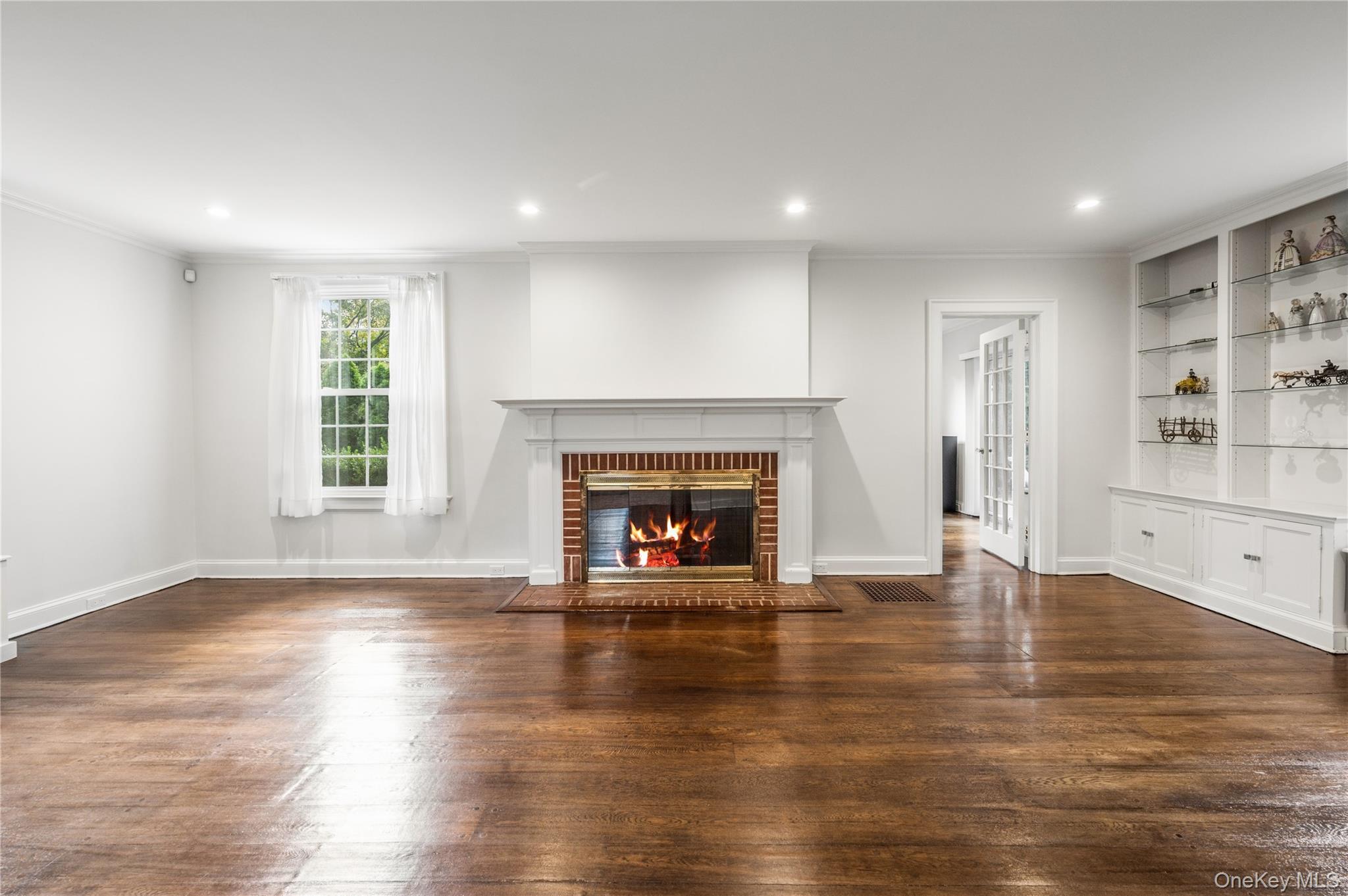 211 Douglas Place