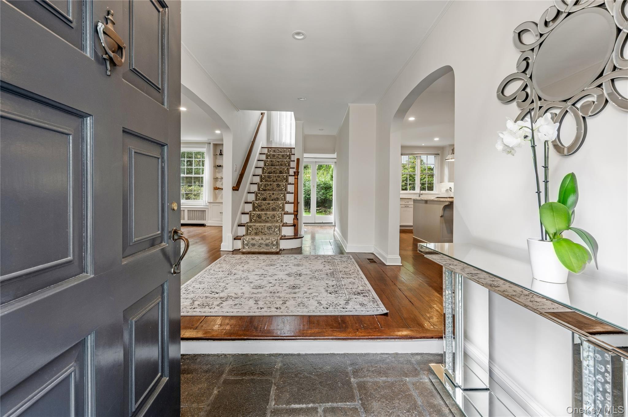 211 Douglas Place