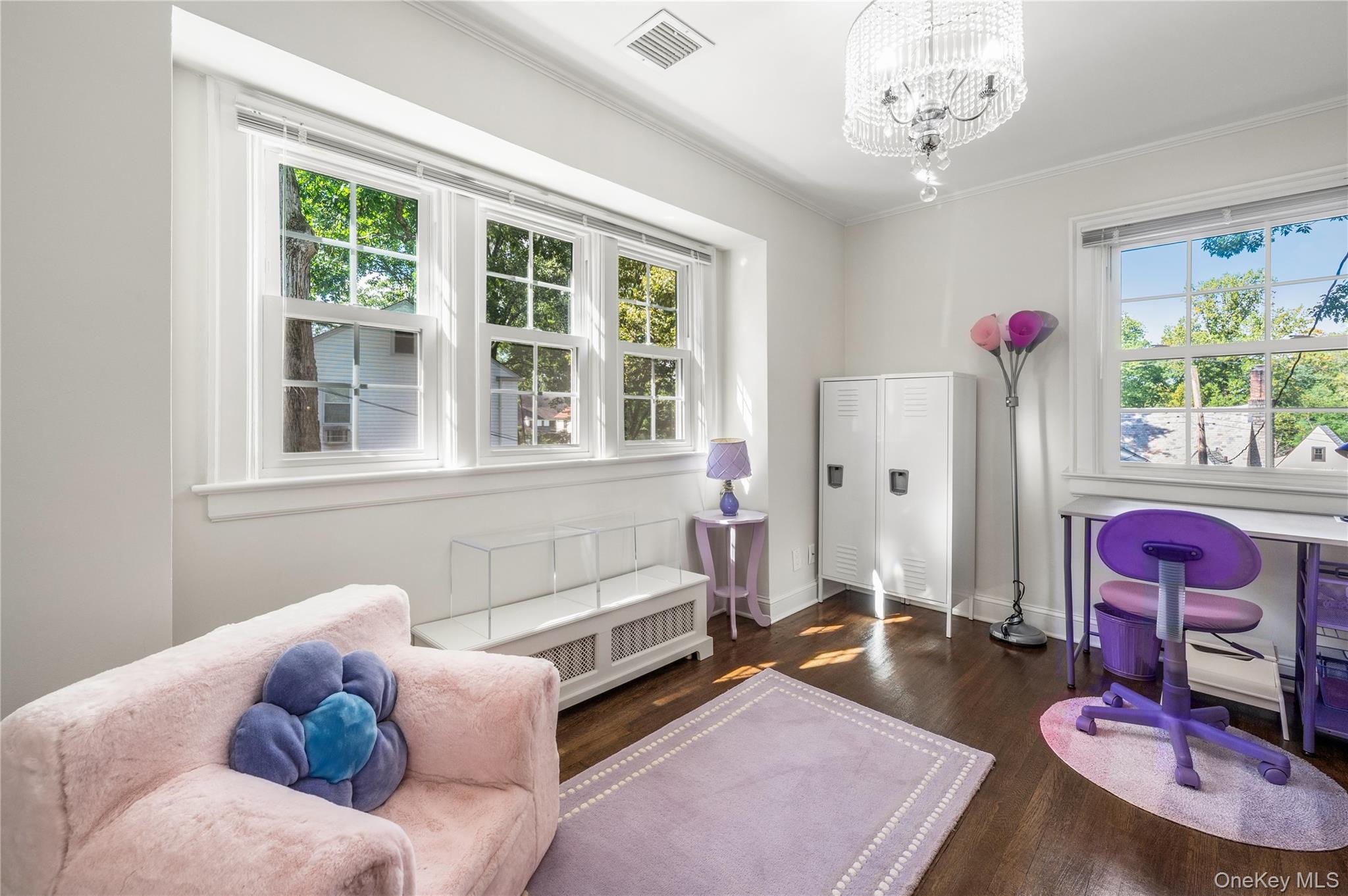 211 Douglas Place