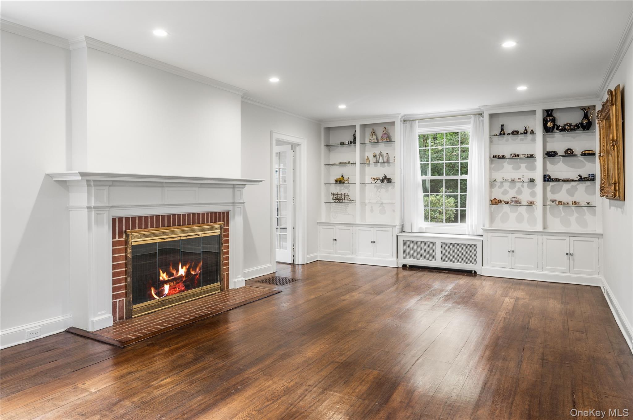 211 Douglas Place