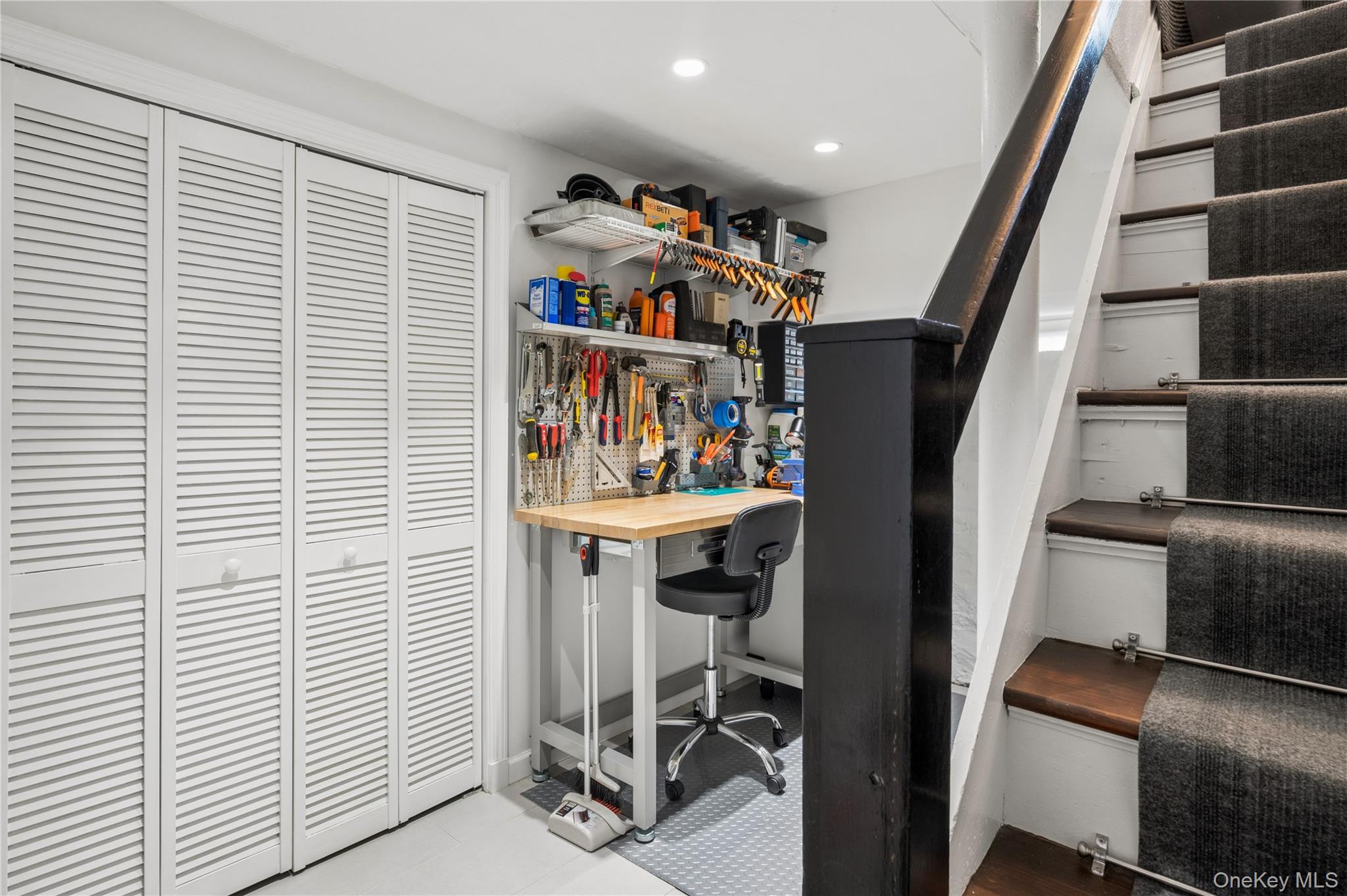211 Douglas Place