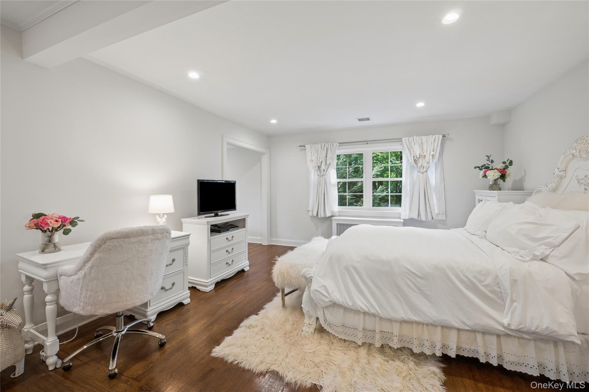 211 Douglas Place