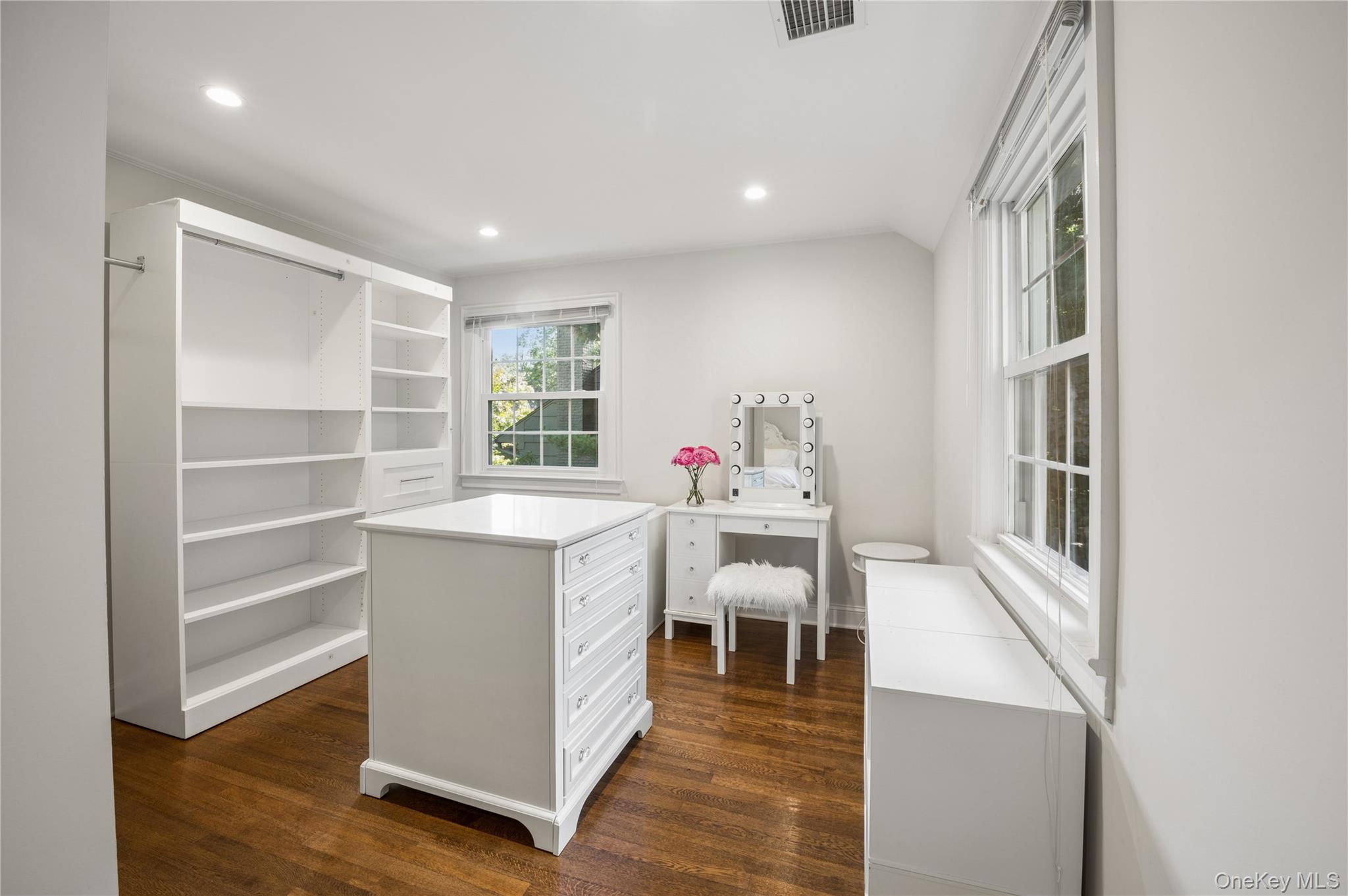 211 Douglas Place