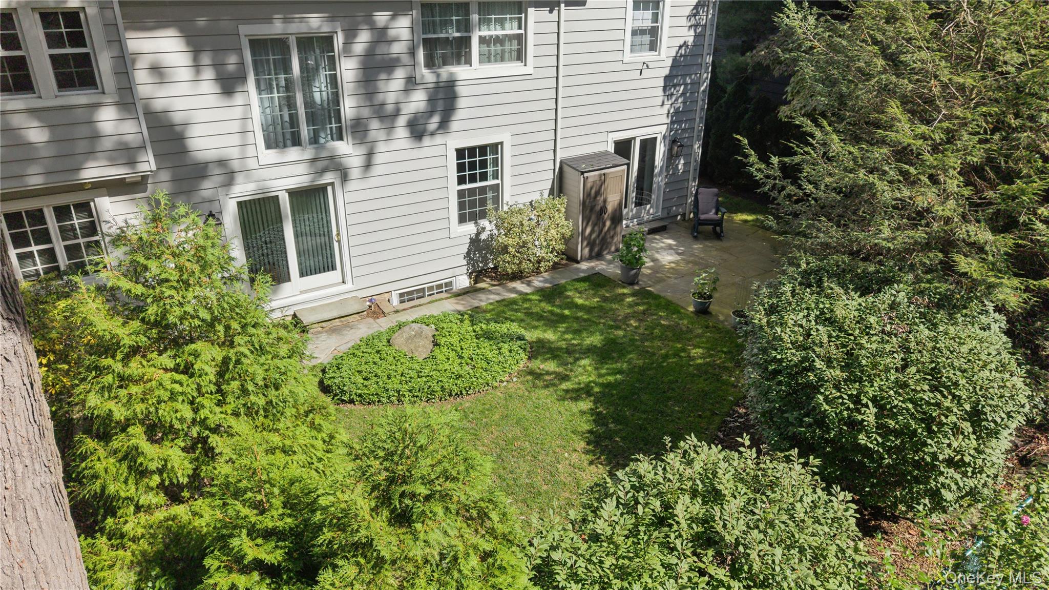 211 Douglas Place