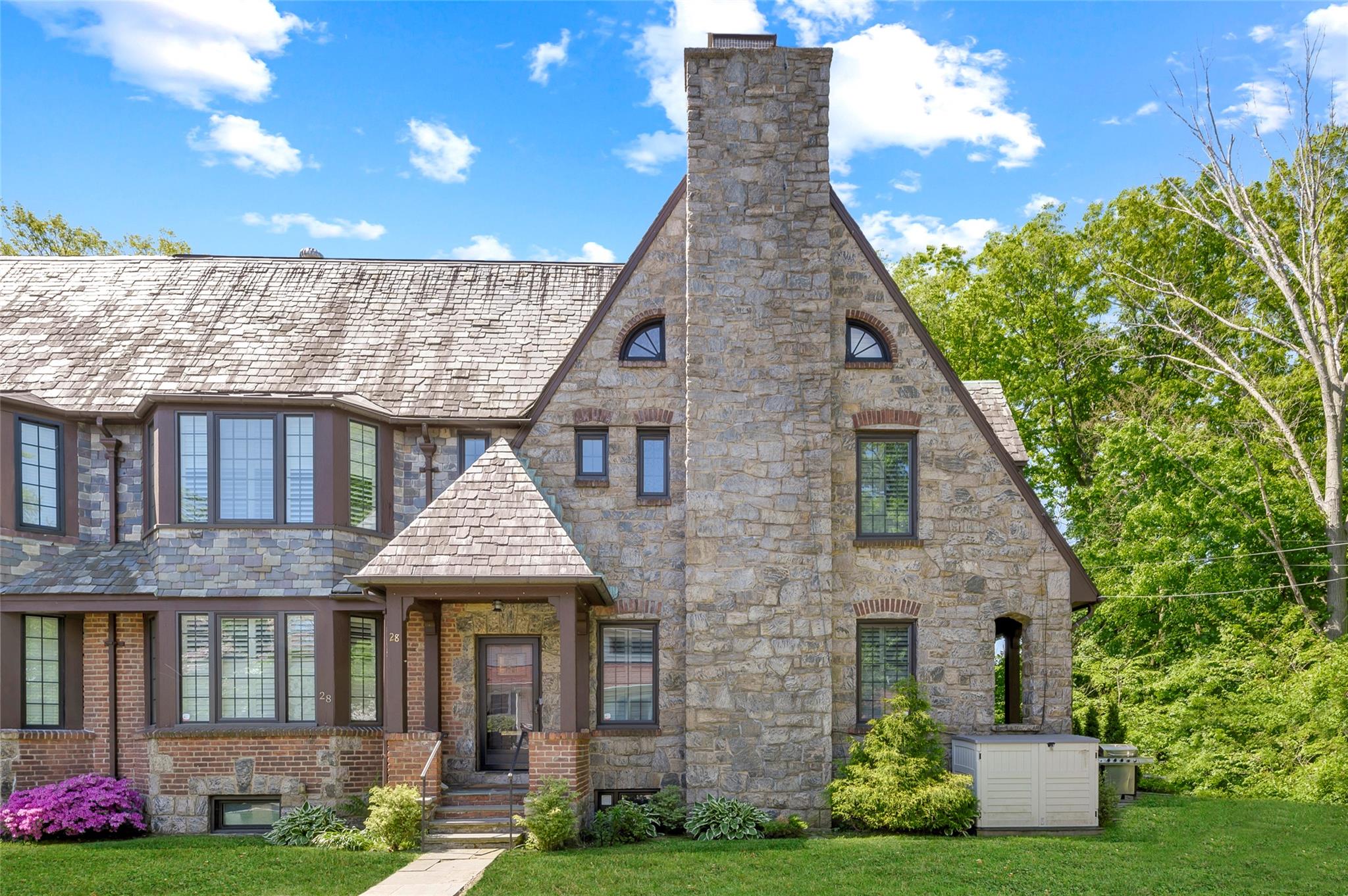 8 Manning Circle