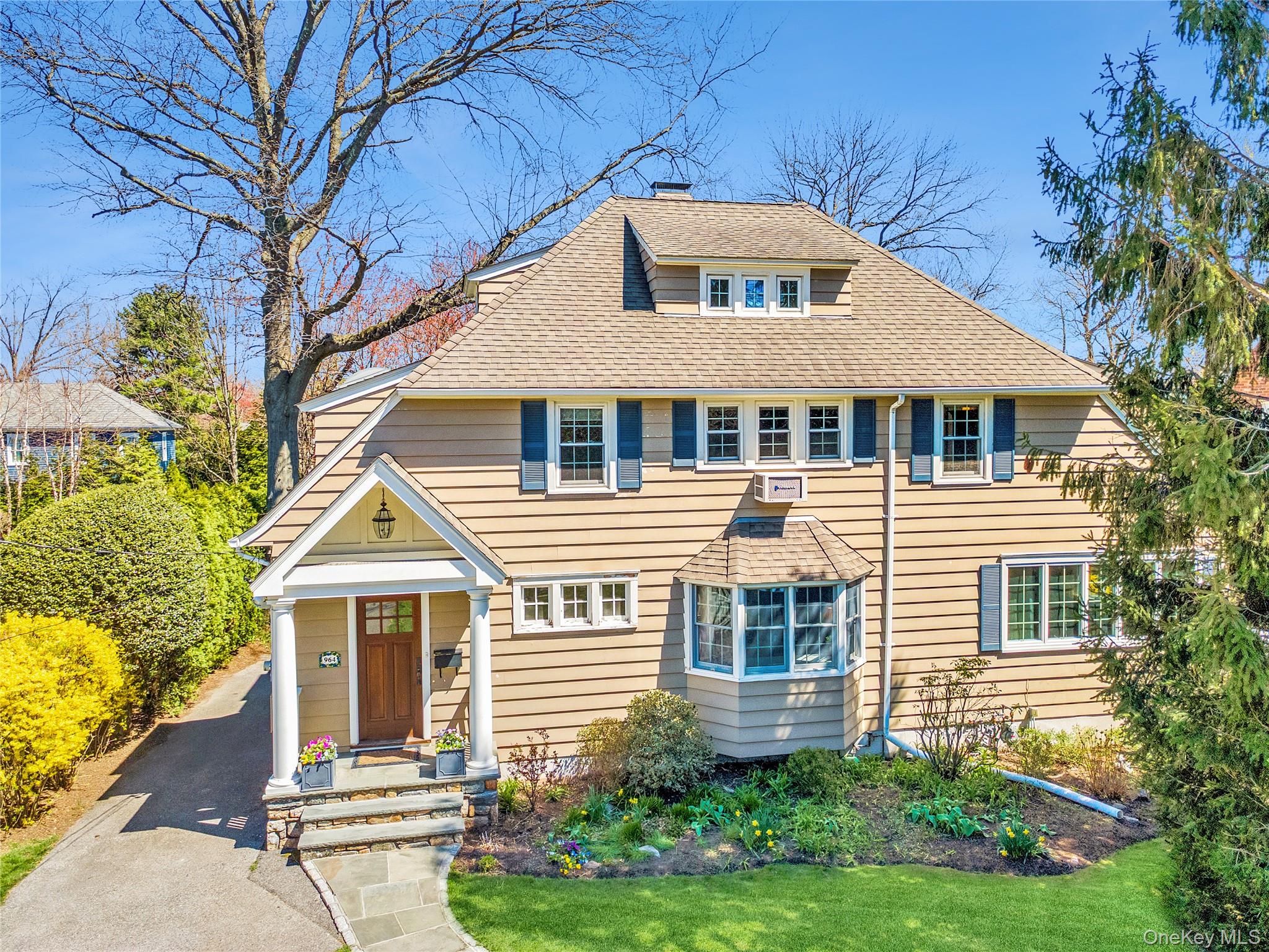 964 Highland Avenue