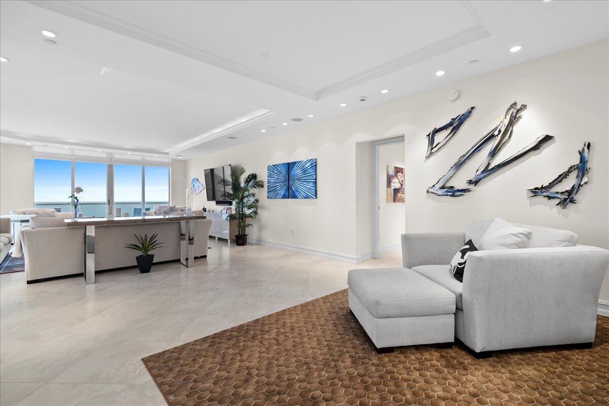 4600 N Ocean Drive 701