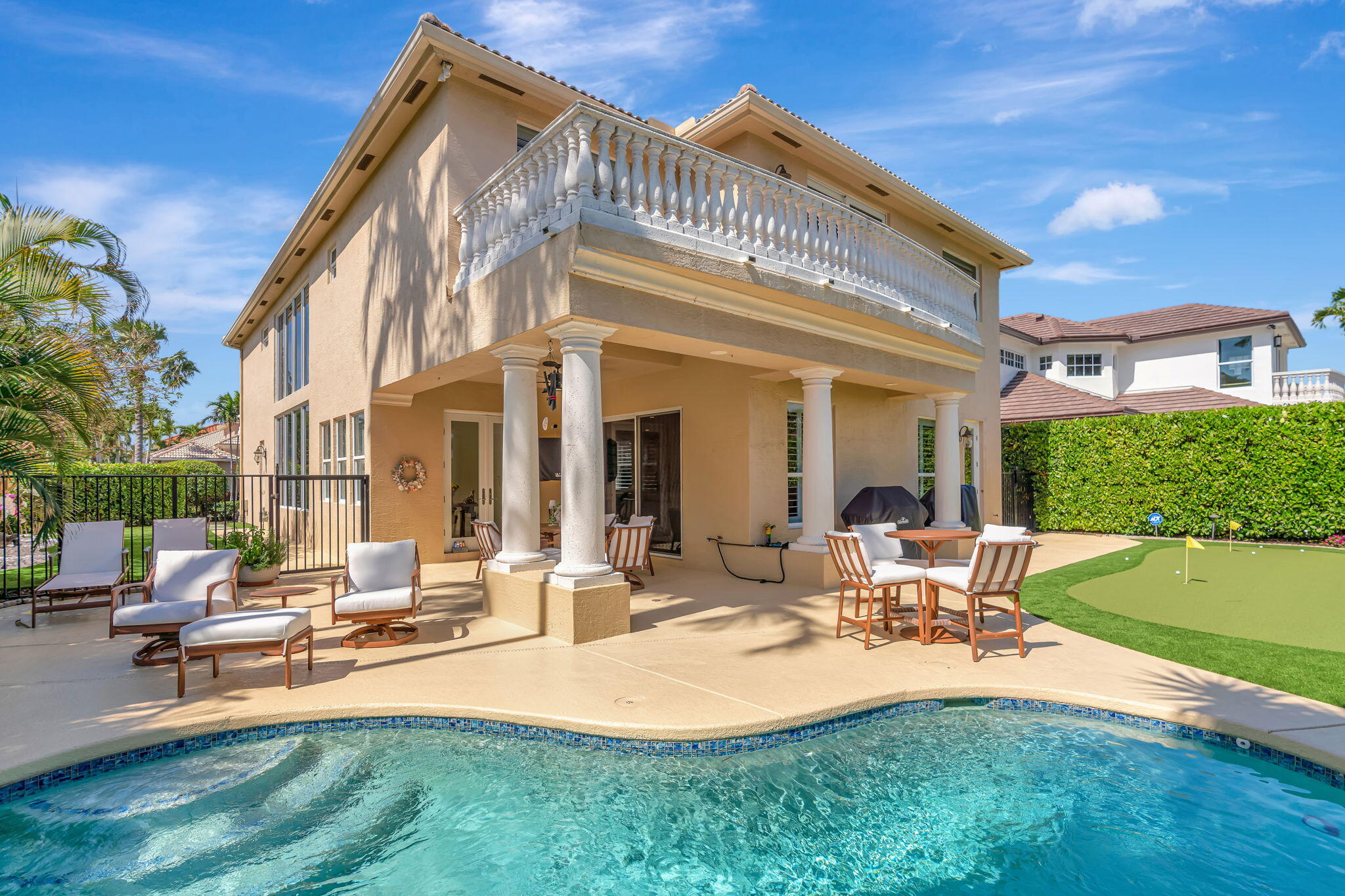 736 Sandy Point Lane