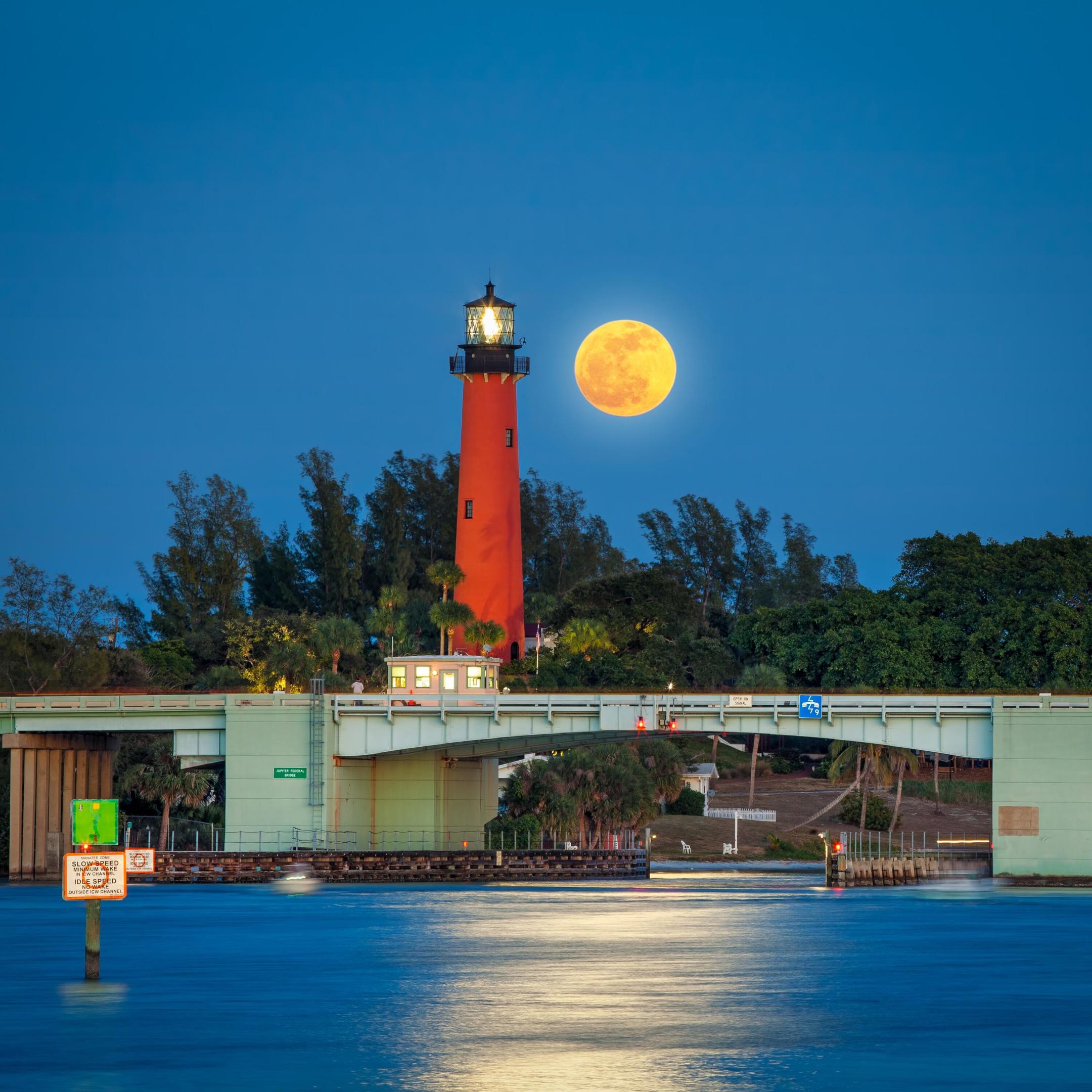 736 Sandy Point Lane