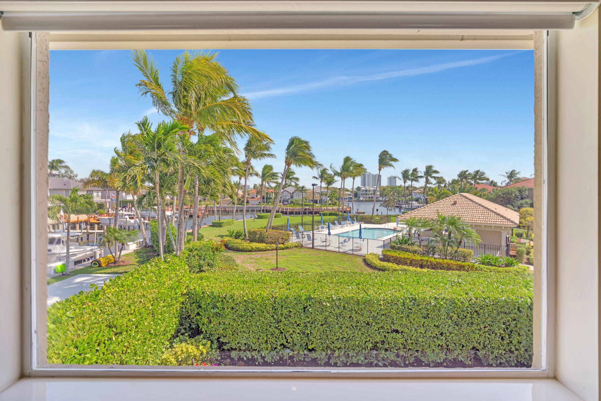 736 Sandy Point Lane