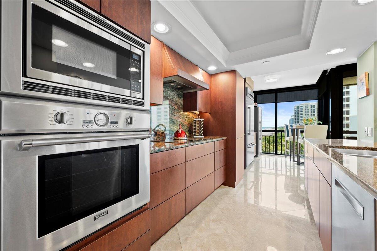 4000 N Ocean Drive 704