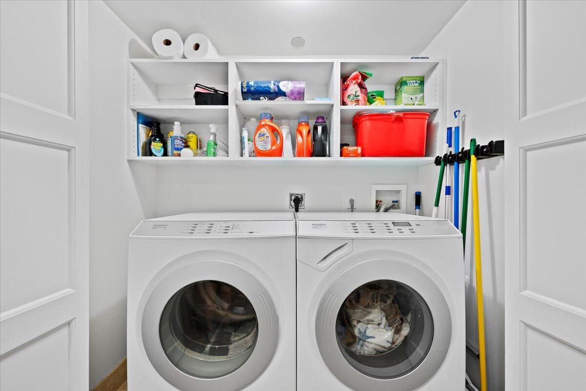 4000 N Ocean Drive 704