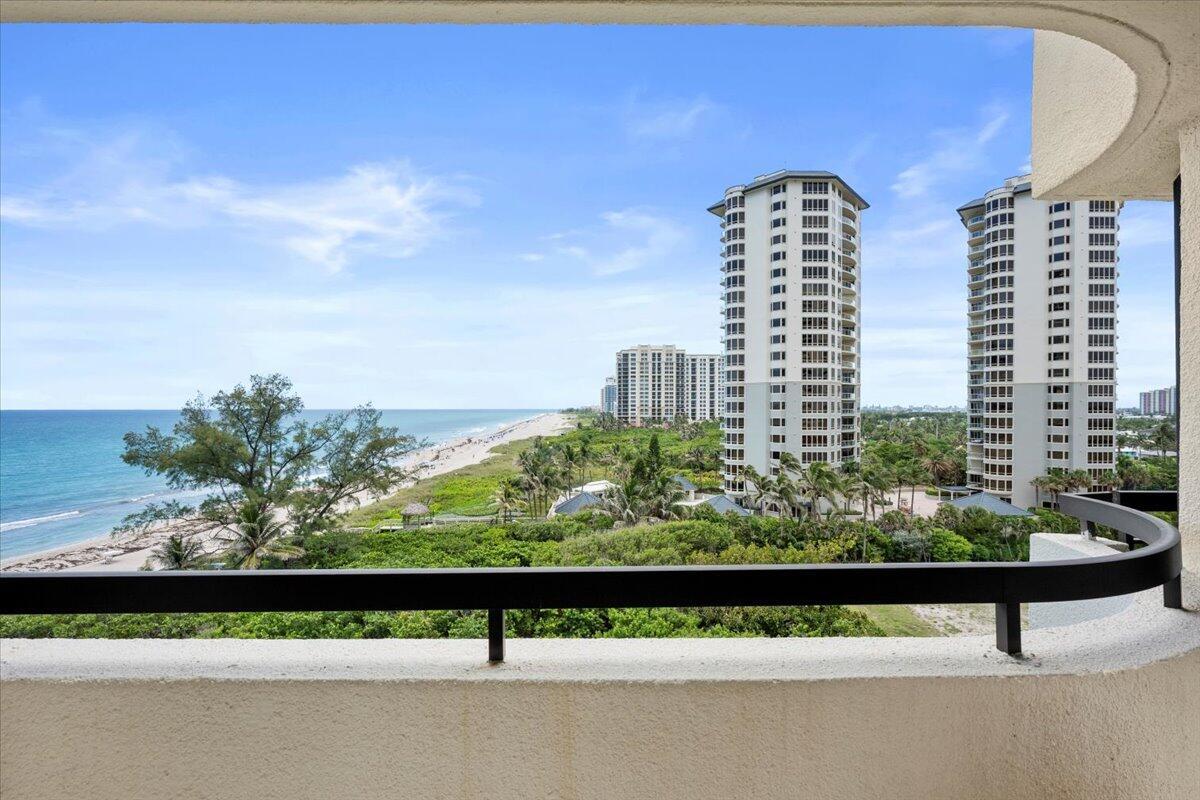 4000 N Ocean Drive 704