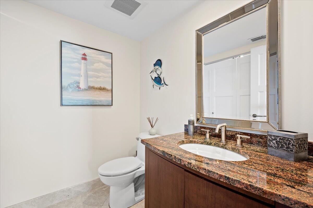 4000 N Ocean Drive 704