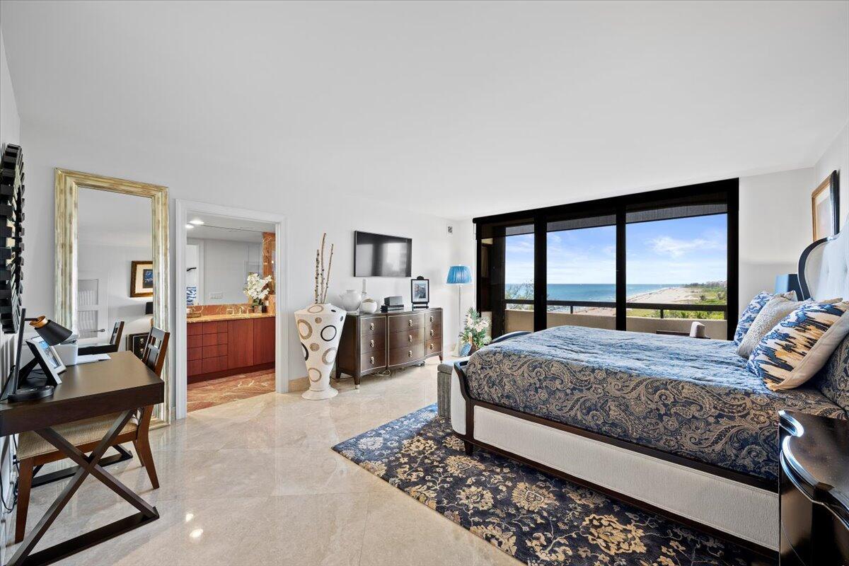 4000 N Ocean Drive 704